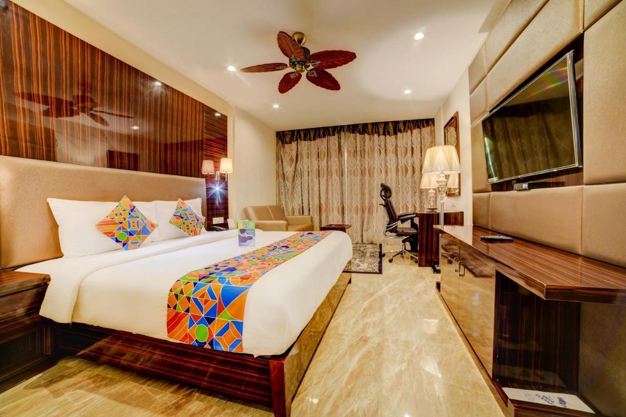 Fabhotel Prime Sarala Crown With Pool, Calangute Beach Exterior photo